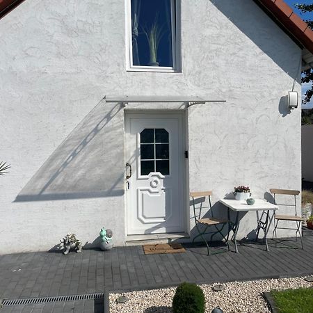 Kleine Gemuetliche Einliegerwohnung Mit Garten Und Pool Nordstemmen المظهر الخارجي الصورة